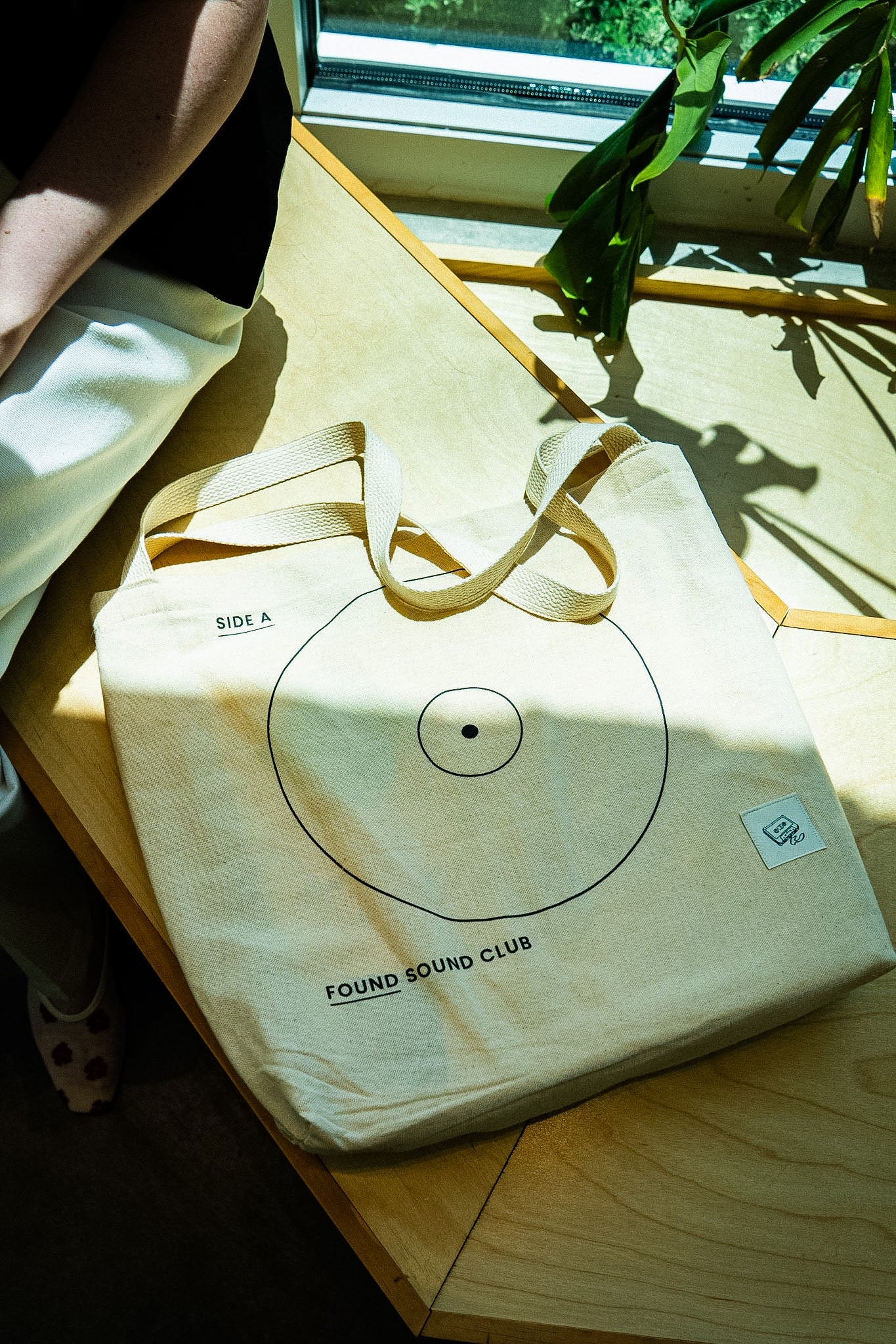 Record Tote
