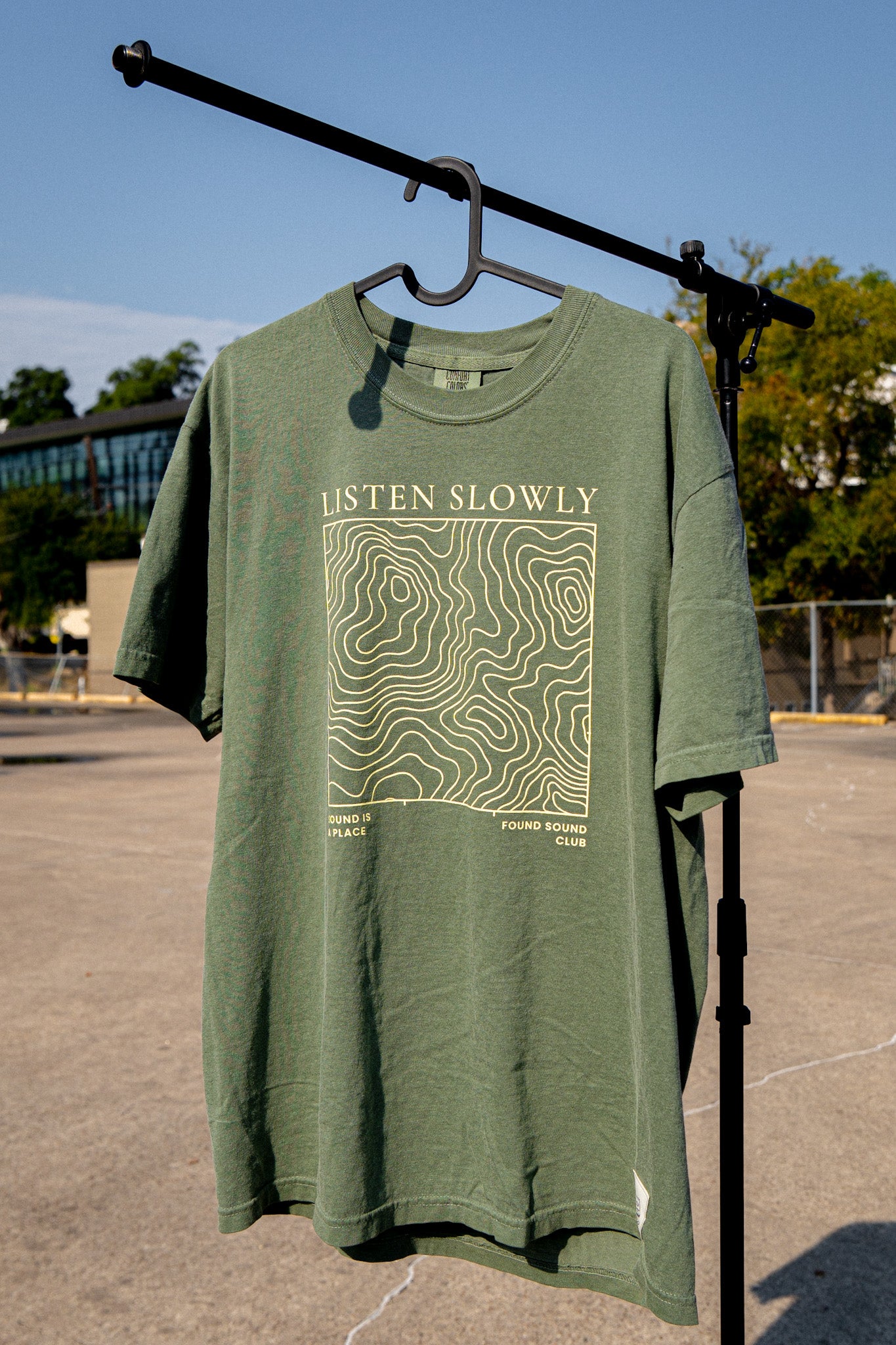LISTEN SLOWLY tee
